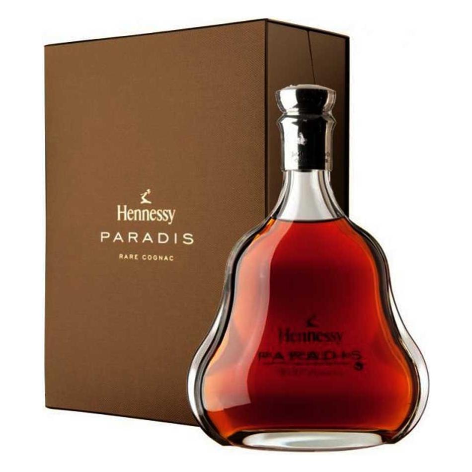 Hennessy Paradis con Estuche - En Copa de Balón