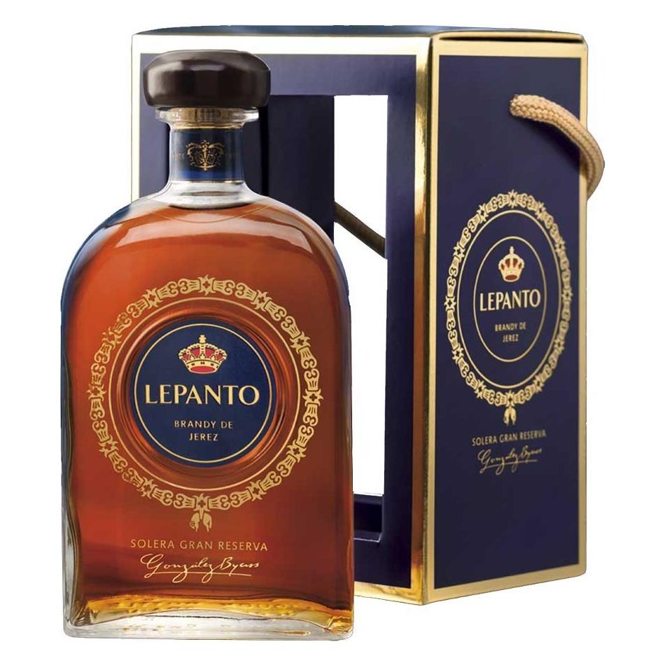 Brandy Lepanto - En Copa de Balón